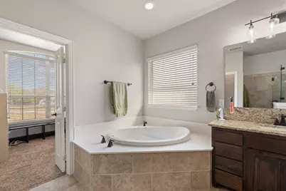 2533 Lime Court, Burleson, TX 76028 - Photo 17