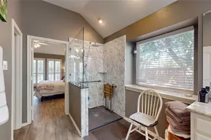 5829 Echo Bluff Dr, Haltom City, TX 76137 - Photo 17