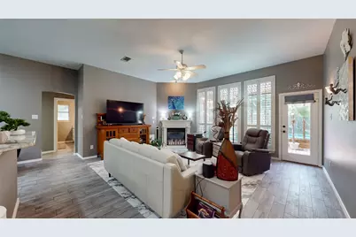 5829 Echo Bluff Drive, Haltom City, TX 76137 - Photo 7