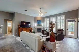 5829 Echo Bluff Dr, Haltom City, TX 76137 - Photo 7