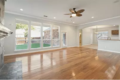 1827 Auburn Drive, Carrollton, TX 75007 - Photo 9