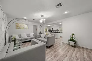 1401 Texas Ave, Mart, TX 76664 - Photo 3