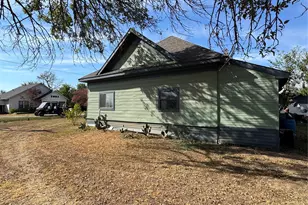 102 N 6th Street W, Dawson, TX 76639 - Photo 7