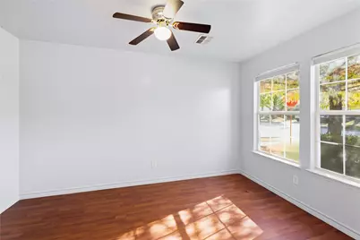 5666 Hunters Bend Lane, Dallas, TX 75249 - Photo 5