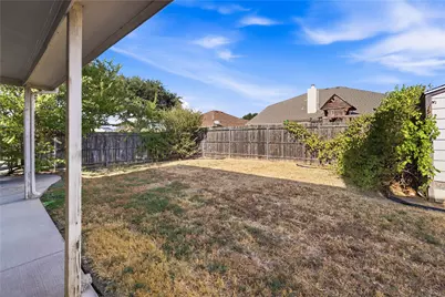 5666 Hunters Bend Lane, Dallas, TX 75249 - Photo 25