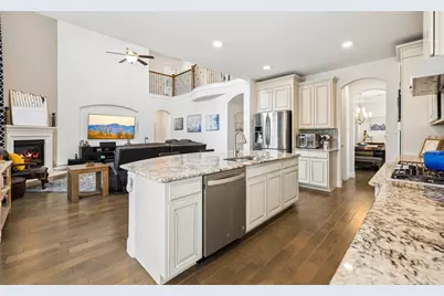 15012 Lions Back Cove, Fort Worth, TX 76262 - Photo 13