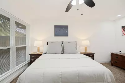 9038 Flicker Lane, Dallas, TX 75238 - Photo 17