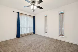 9038 Flicker Ln, Dallas, TX 75238 - Photo 19