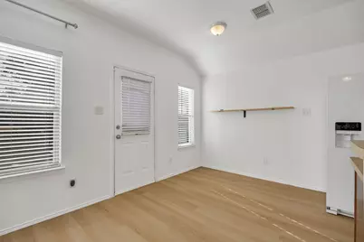 2721 Carten Street, Fort Worth, TX 76112 - Photo 11