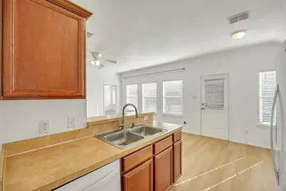 2721 Carten Street, Fort Worth, TX 76112 - Photo 17