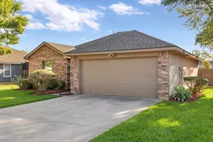 2721 Carten St, Fort Worth, TX 76112 - Photo 1