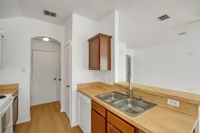 2721 Carten Street, Fort Worth, TX 76112 - Photo 15