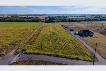 4401 Fox Street, Cleburne, TX 76033 - Photo 1
