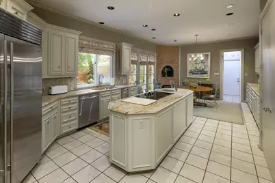 7724 Glen Albens Circle, Dallas, TX 75225 - Photo 11