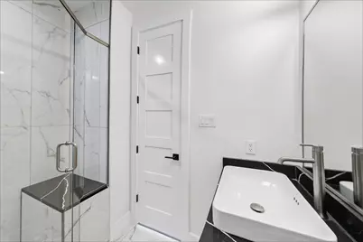 408 Rayner Avenue, Fort Worth, TX 76111 - Photo 17