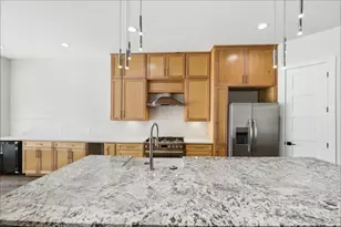 408 Rayner Ave, Fort Worth, TX 76111 - Photo 5
