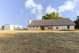 1209 Maple St, Honey Grove, TX 75446 - Photo 35