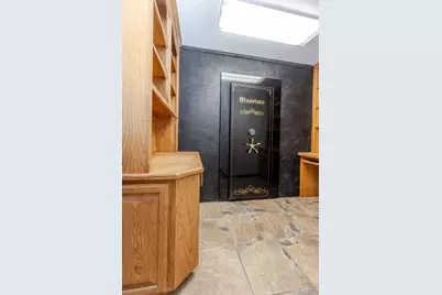 1209 Maple Street, Honey Grove, TX 75446 - Photo 23