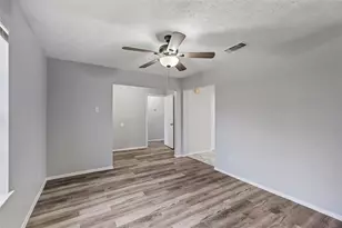 66 W Mountain Creek Dr, Grand Prairie, TX 75052 - Photo 13