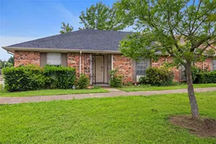 66 W Mountain Creek Dr, Grand Prairie, TX 75052 - Photo 1