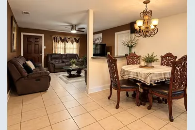 819 N Cooper Street, Arlington, TX 76011 - Photo 5