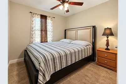 819 N Cooper Street, Arlington, TX 76011 - Photo 9
