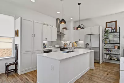 2310 N Fitzhugh Avenue #40, Dallas, TX 75204 - Photo 3