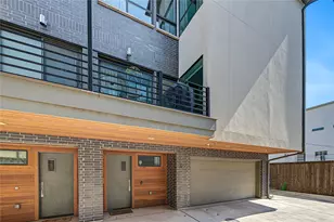 2310 N Fitzhugh Ave, Dallas, TX 75204 - Photo 1