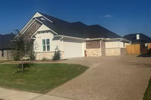 10209 Charmwood Dr, Waco, TX 76712 - Photo 3