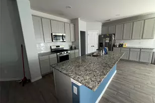 208 Flower Ridge Dr, Fort Worth, TX 76108 - Photo 5