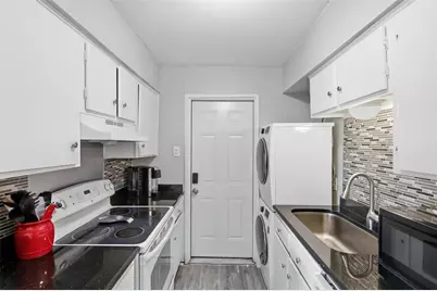 13915 Brookgreen Drive, Dallas, TX 75240 - Photo 13