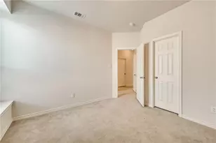 5601 Millers Creek Dr, Denton, TX 76226 - Photo 17