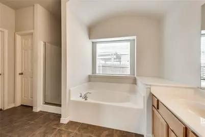 5601 Millers Creek Drive, Denton, TX 76226 - Photo 13