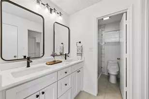 8418 Towneship Ln, Dallas, TX 75243 - Photo 19
