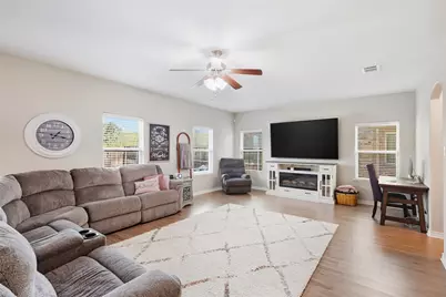 11305 Gibbons Creek Drive, Frisco, TX 75036 - Photo 9
