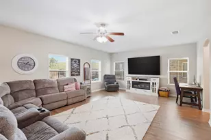11305 Gibbons Creek Dr, Frisco, TX 75036 - Photo 9
