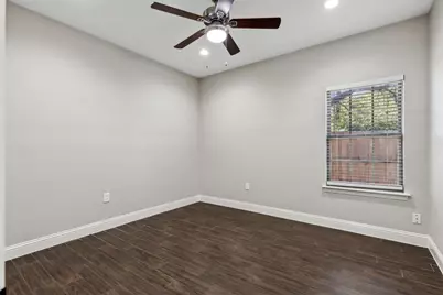 4662 Barbara Road, River Oaks, TX 76114 - Photo 11