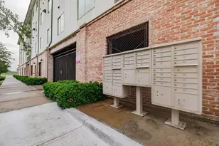 3221 Elihu St, Dallas, TX 75210 - Photo 3