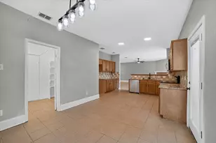 10618 Newcastleton Ln, Rowlett, TX 75089 - Photo 11
