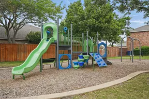10618 Newcastleton Ln, Rowlett, TX 75089 - Photo 39
