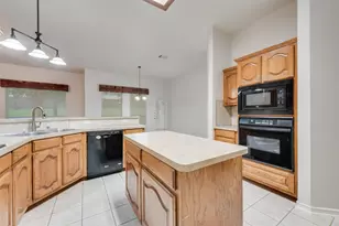 2760 Beacon Hill Dr, Rockwall, TX 75087 - Photo 11