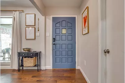 6404 Lavano Drive, Edgecliff Village, TX 76134 - Photo 5