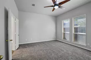 204 Arbor Creek Dr, Euless, TX 76039 - Photo 5