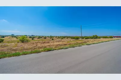 514 Hollow Drive, Lipan, TX 76433 - Photo 7