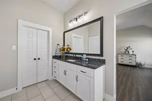 1402 Oliver Creek Ln, Justin, TX 76247 - Photo 15