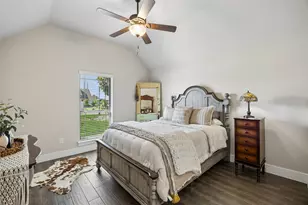 1402 Oliver Creek Ln, Justin, TX 76247 - Photo 11