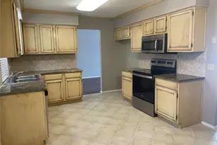 1807 Chittam Dr, Euless, TX 76039 - Photo 7
