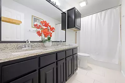 2202 Ashwood Court, Carrollton, TX 75006 - Photo 21
