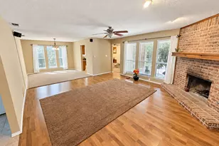 2104 Oak Brook Dr, Richardson, TX 75081 - Photo 3