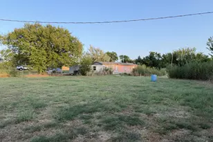 803 N U.S. Hwy 69, Celeste, TX 75423 - Photo 13
